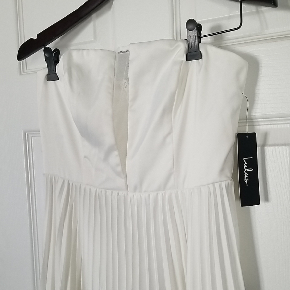 Lulu's Ivory Strapless Pleated Dress